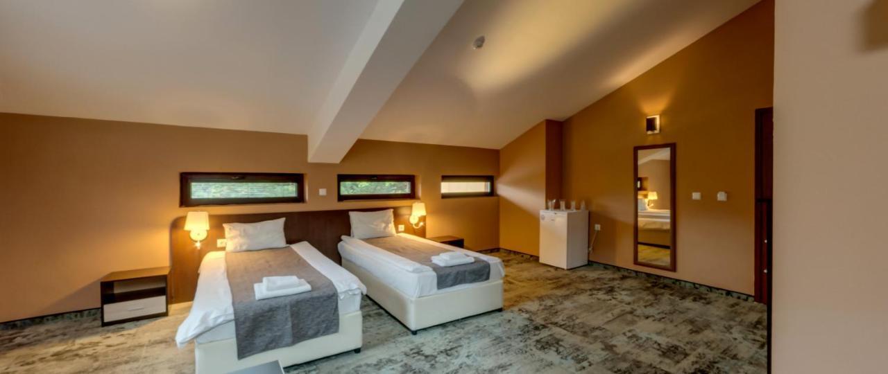 Balkan Hotel Csiflik Kültér fotó